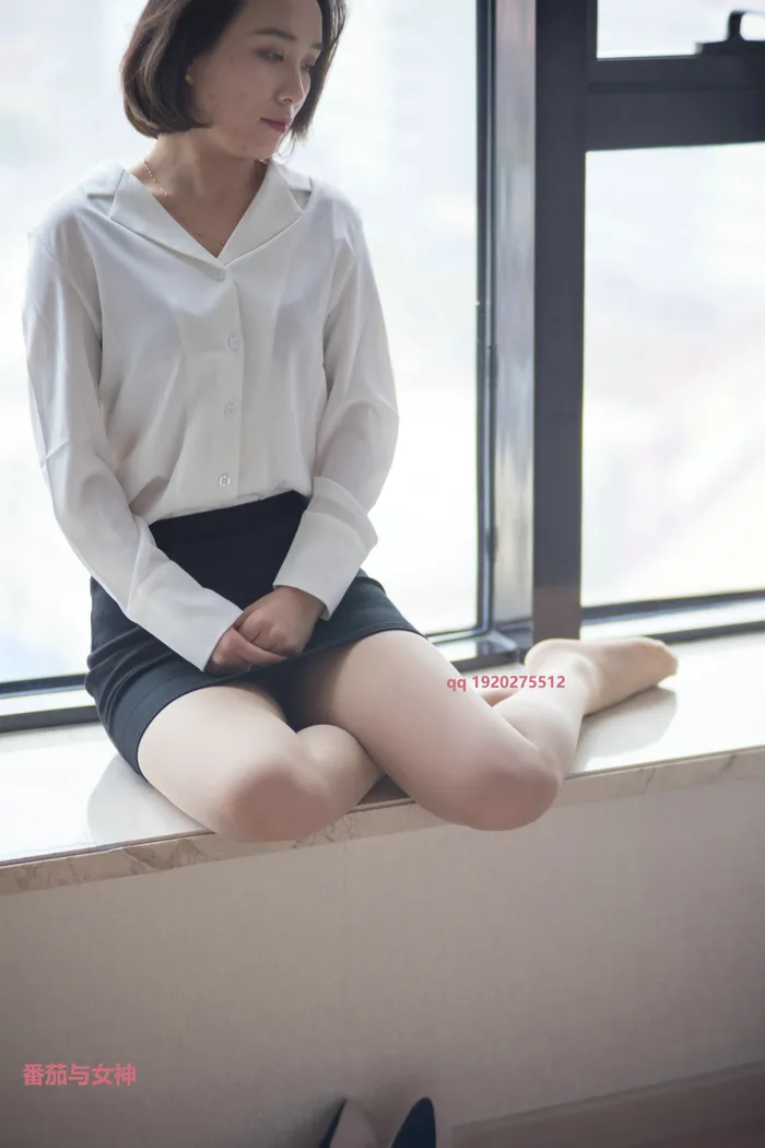 [街拍丝足] NO.034 木子的小包裙 #街拍丝足、美足#[97P]-082