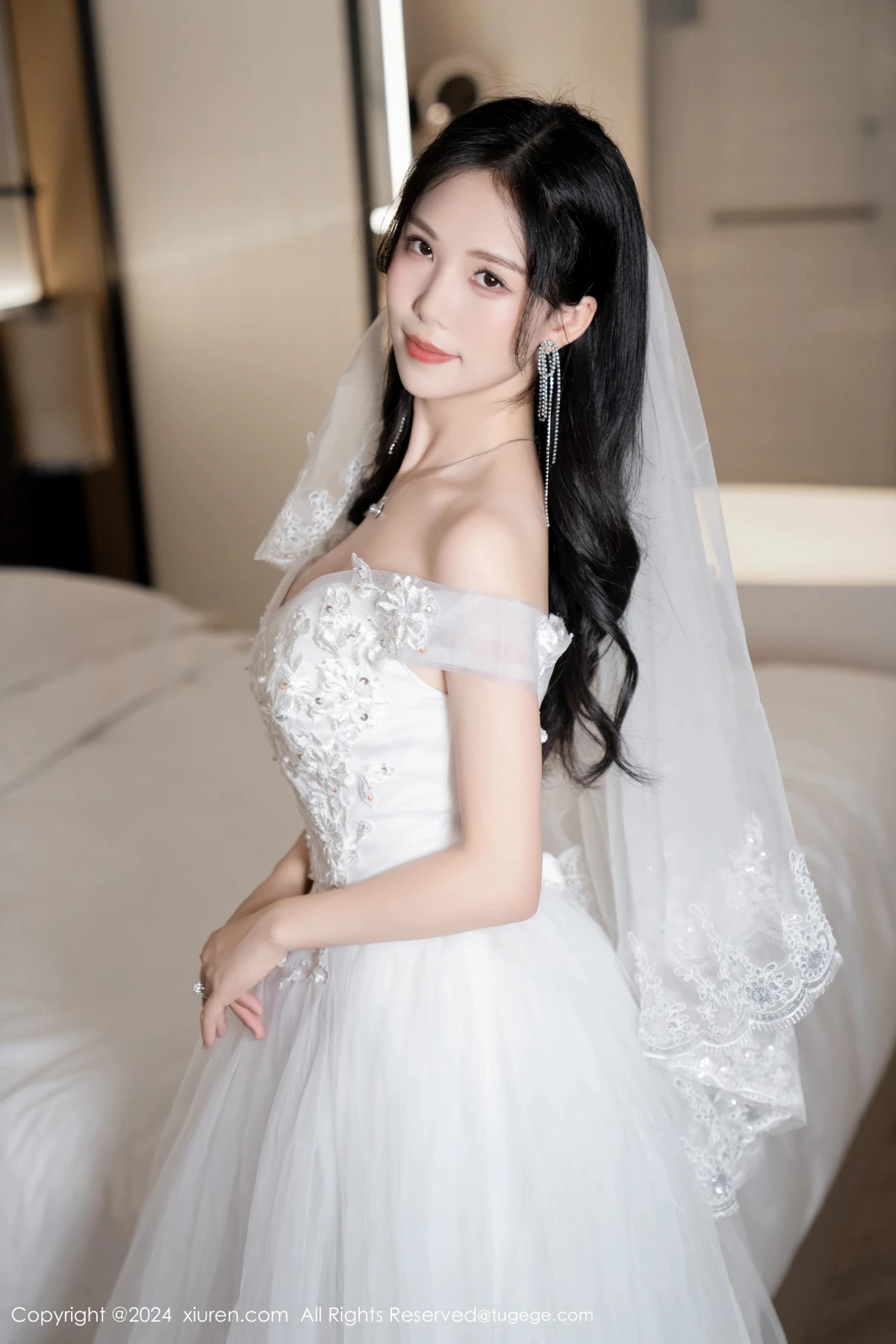 [秀人网] 2024.08.09 No.8998 利世、秀人旗下#[100P]-049