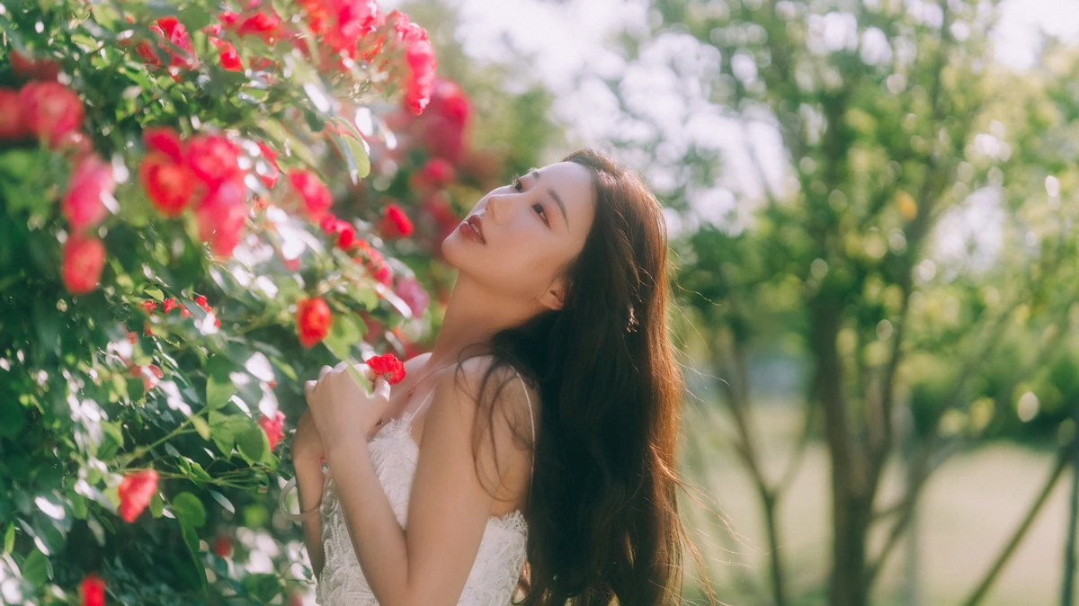 [艺图语]2023.05.20 Vol.3048 蔷薇花下#桃子#[47P]-035