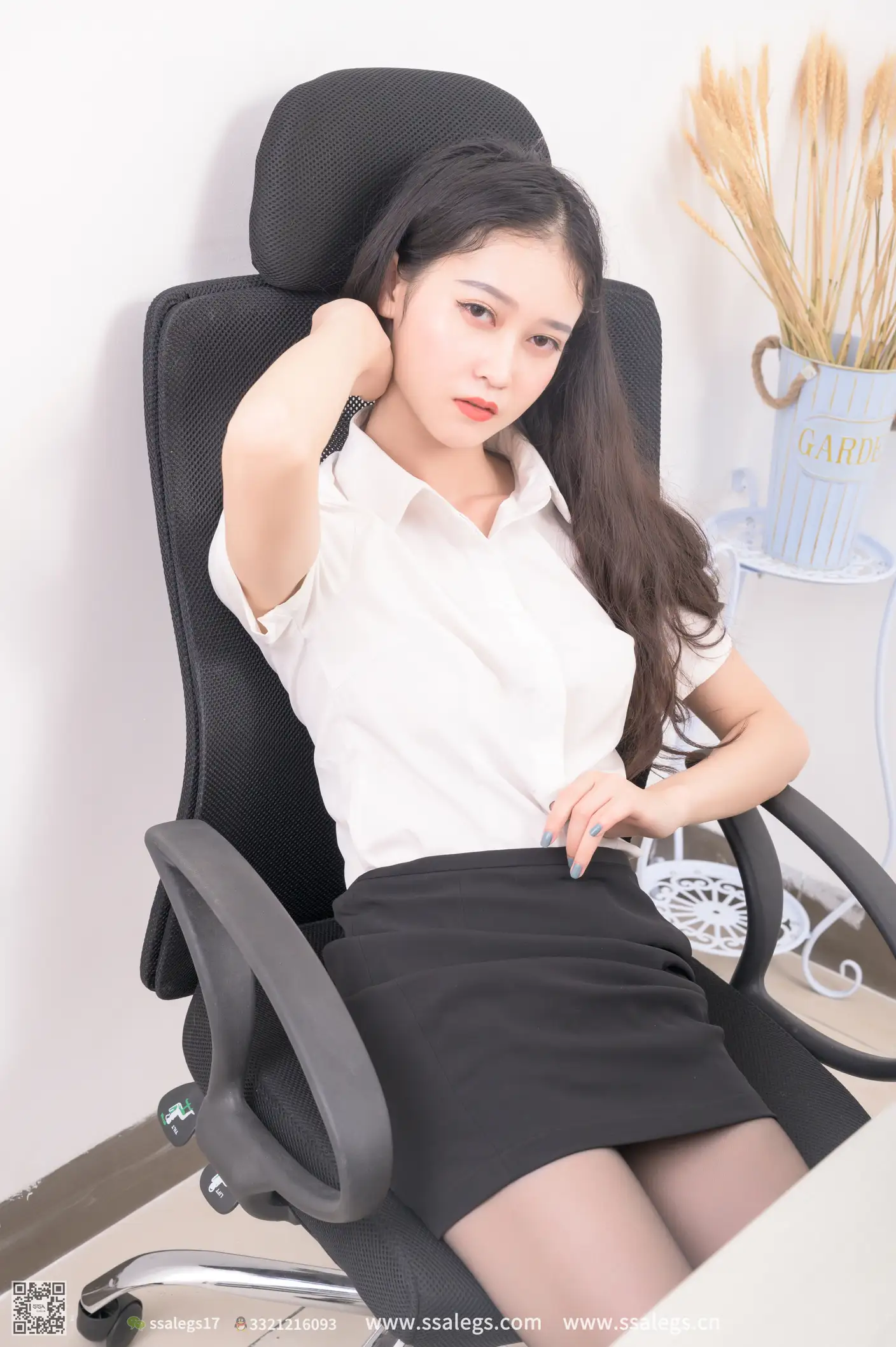 [SSA丝社] NO.504 漫漫 职业装黑丝袜写真（下)、丝社、美足#[98P]-057