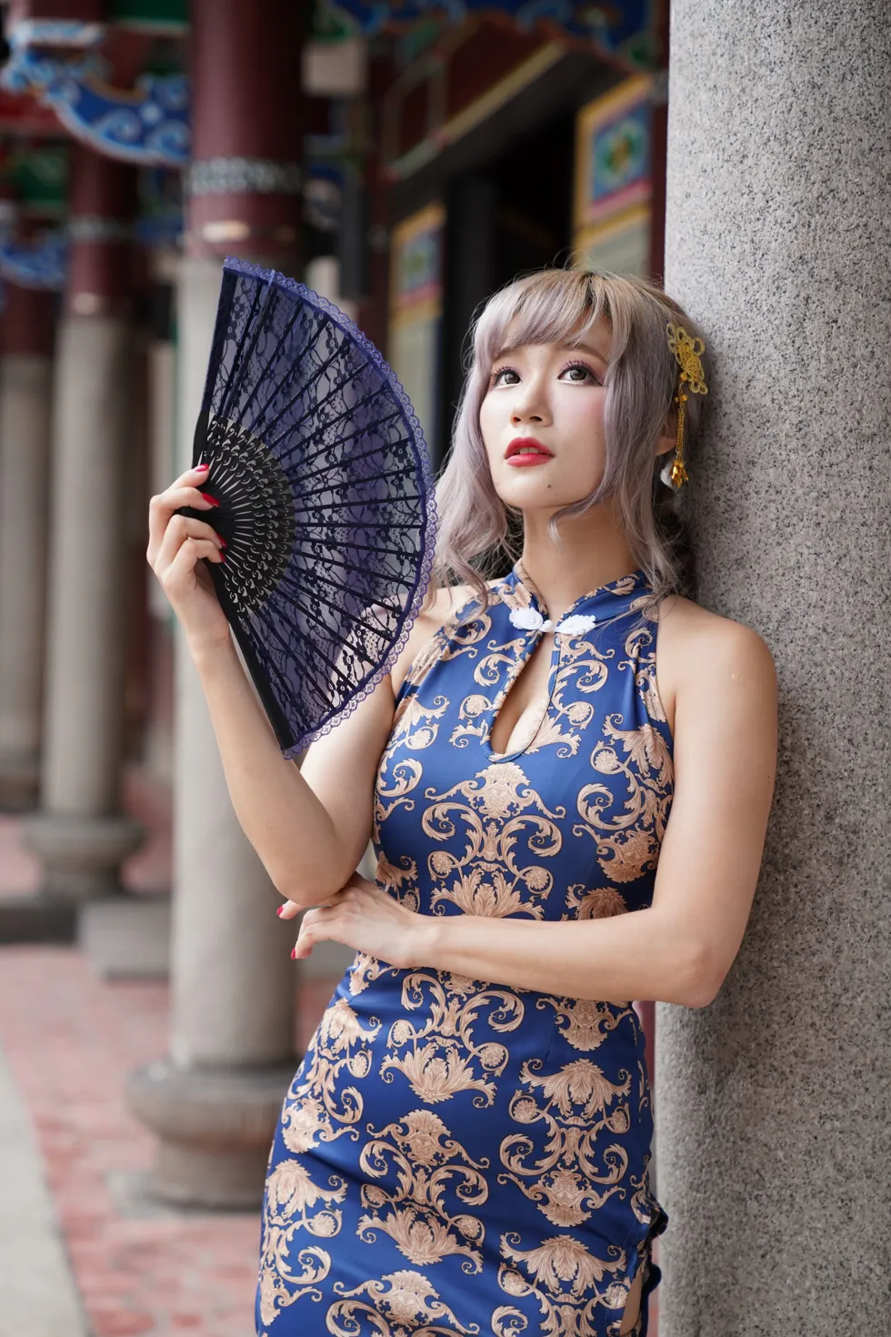 [街拍丝足] NO.149 薛凯云 蓝花短旗袍高跟美腿 #街拍丝足、美足#[125P]-074