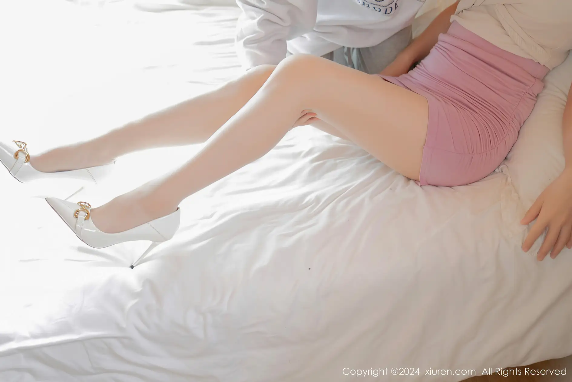 [秀人网] 2024.02.20 NO.8112 #波巧酱、秀人旗下、xr_8000-8499#[85P]-033