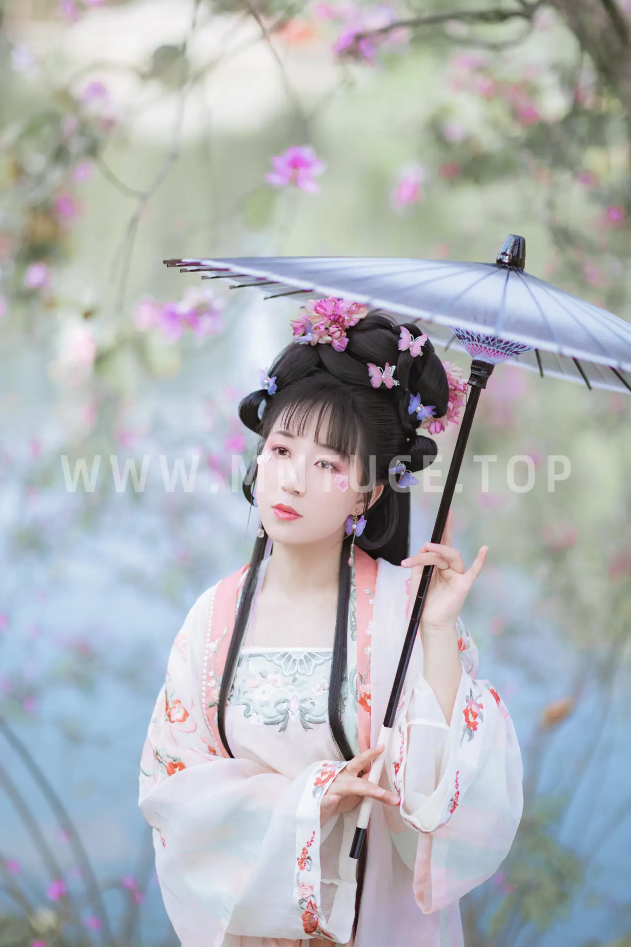 [艺图语] 2022.05.22 Vol.0952-028