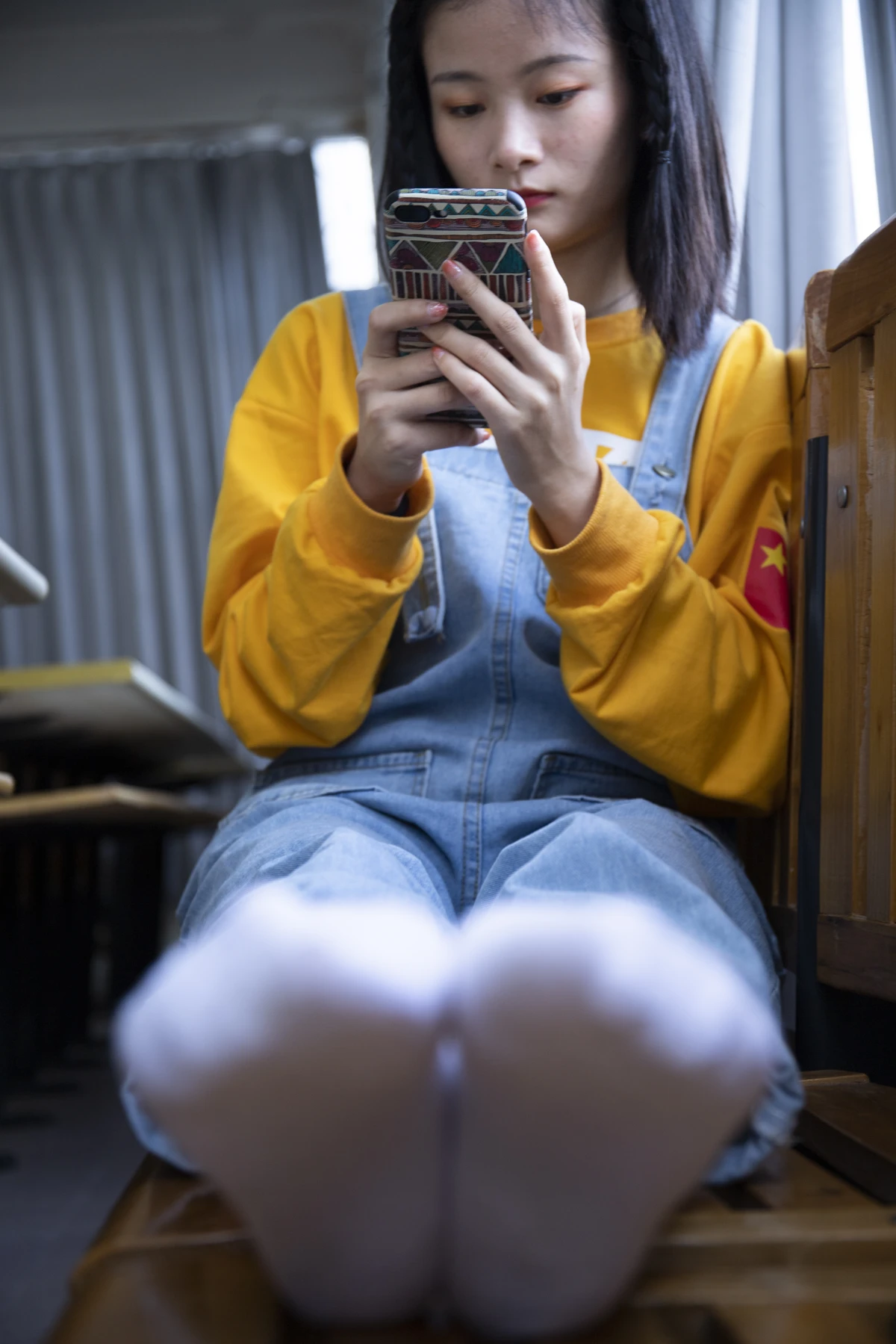 [南国足艺] NO.019 刁钻的角度 四川妹子琳琳教室秀美脚#南国足艺#[121P]-019
