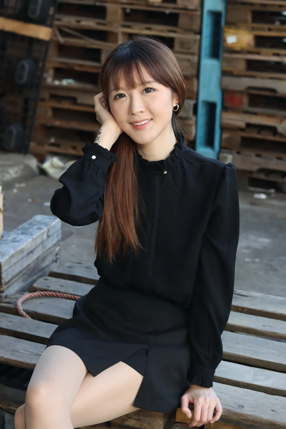 [街拍丝足] NO.161 Kiki 短裙丝袜美腿 #街拍丝足、美足#[95P]-060