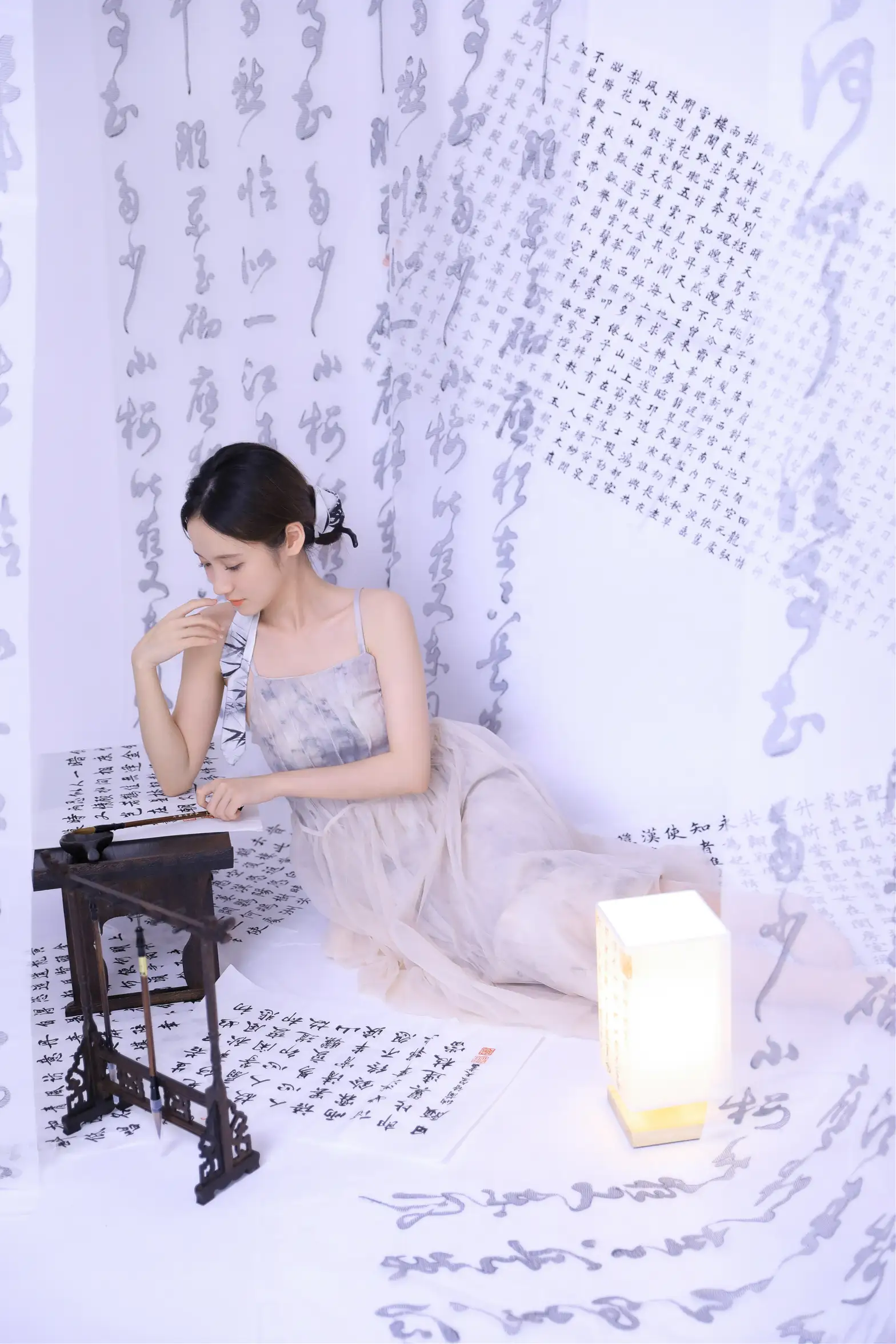 [艺图语] 2022.11.12 Vol.2064-009