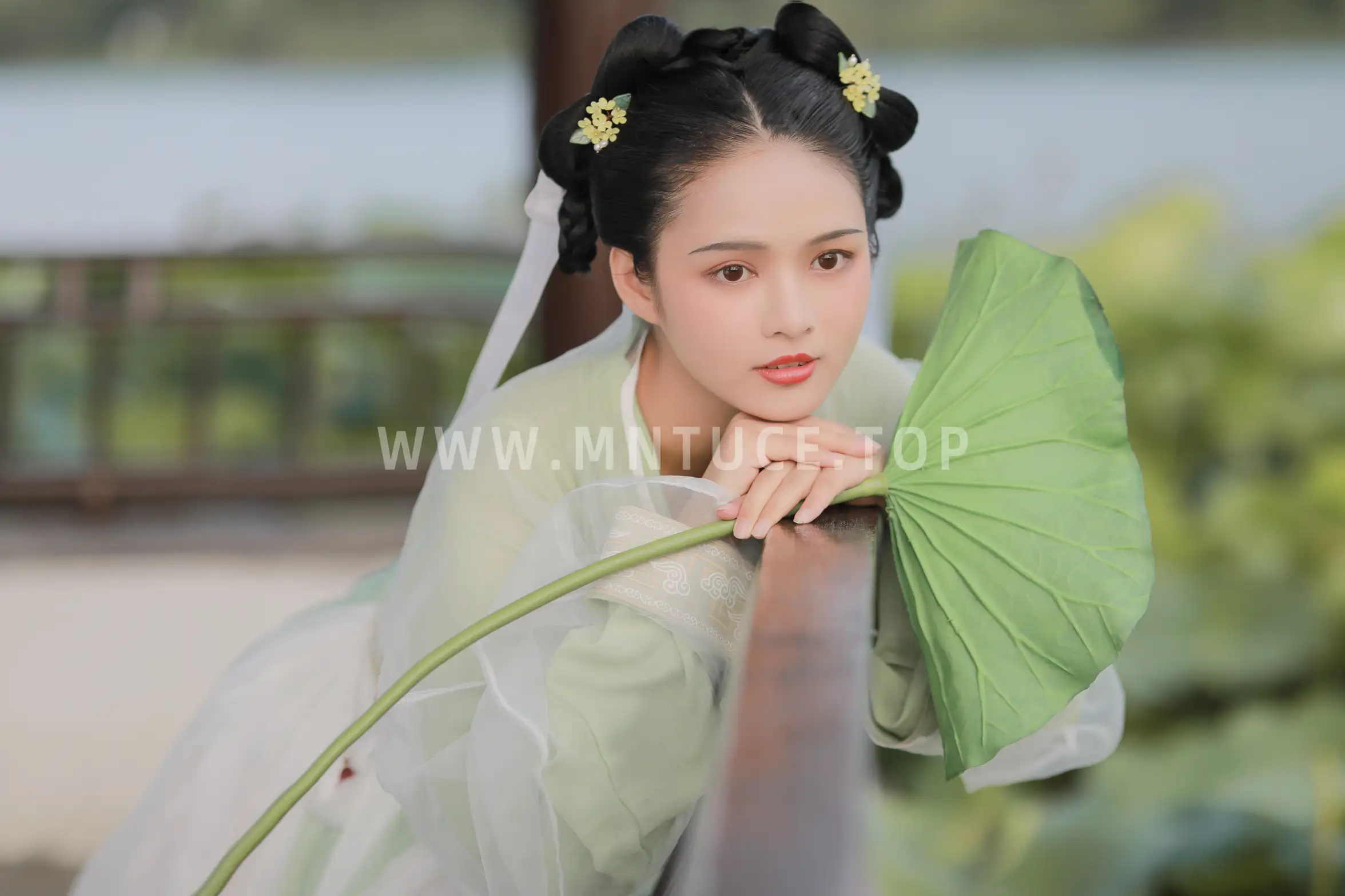 [艺图语] 2022.08.27 Vol.1800-018