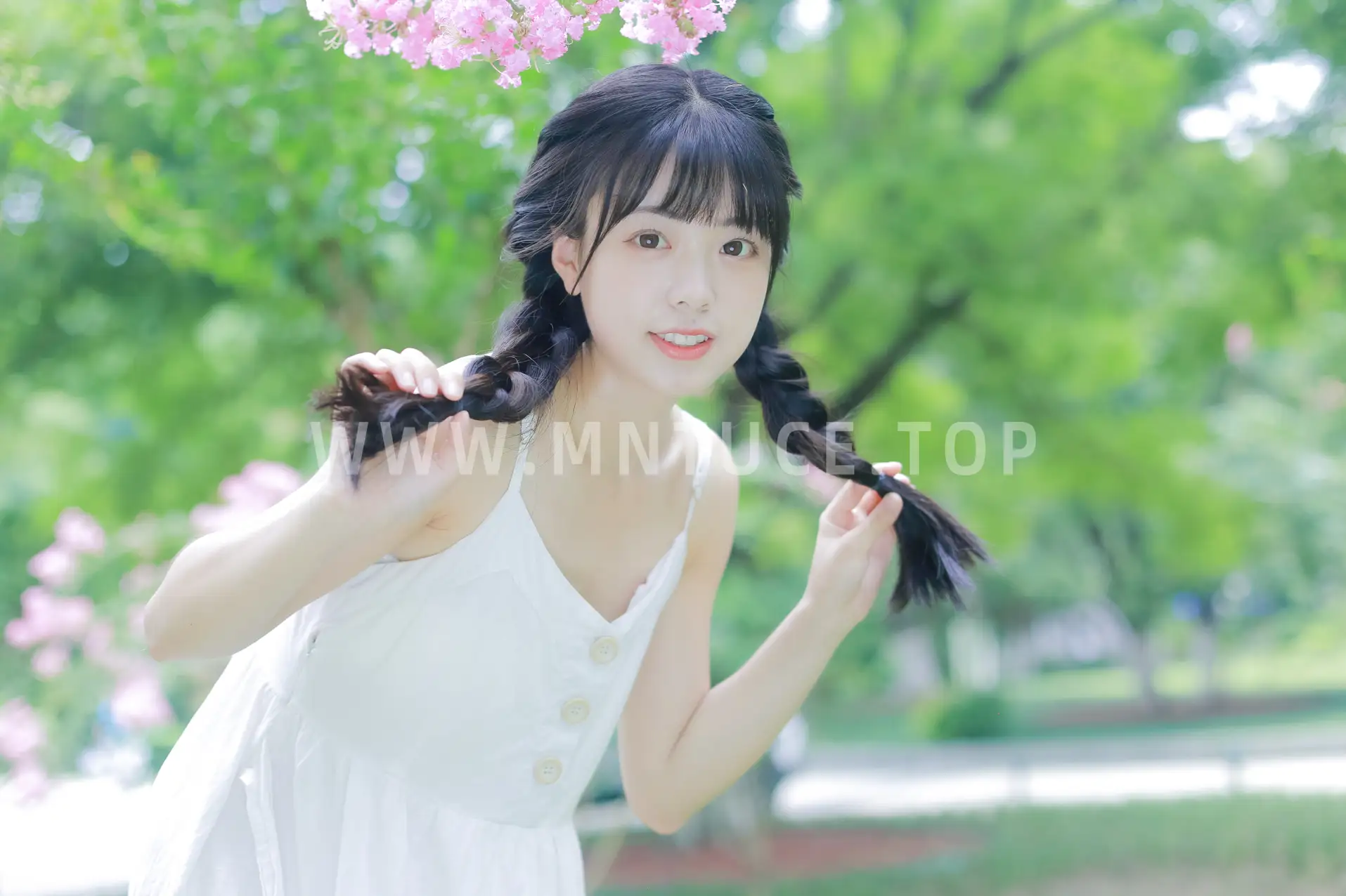 [艺图语] 2022.08.15 Vol.1708-018