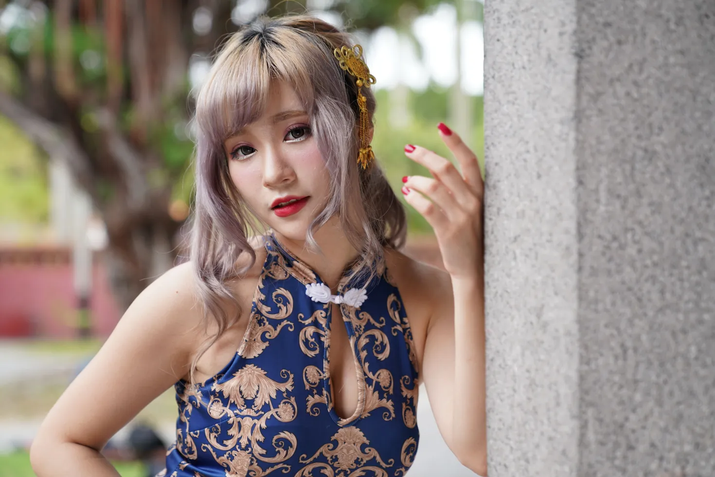 [街拍丝足] NO.149 薛凯云 蓝花短旗袍高跟美腿 #街拍丝足、美足#[125P]-053