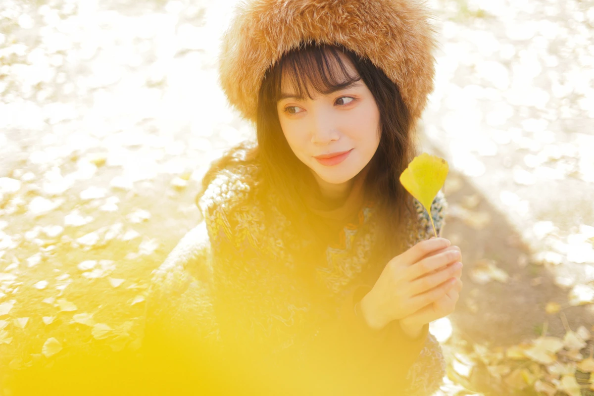 [艺图语]2023.01.12 Vol.2901 银杏不负秋#一只阿梦崽#[44P]-035