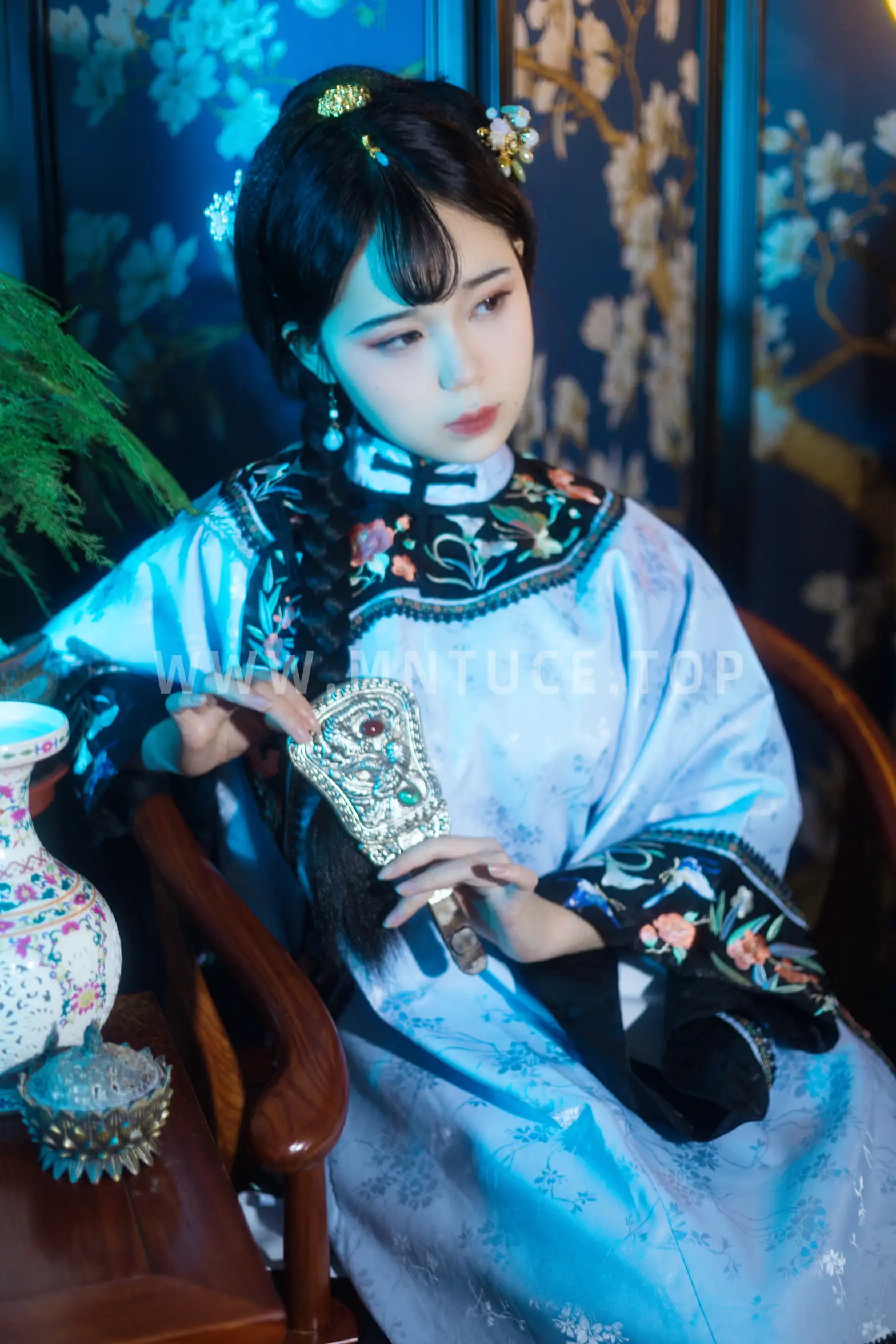 [艺图语] 2022.08.25 Vol.1787-018