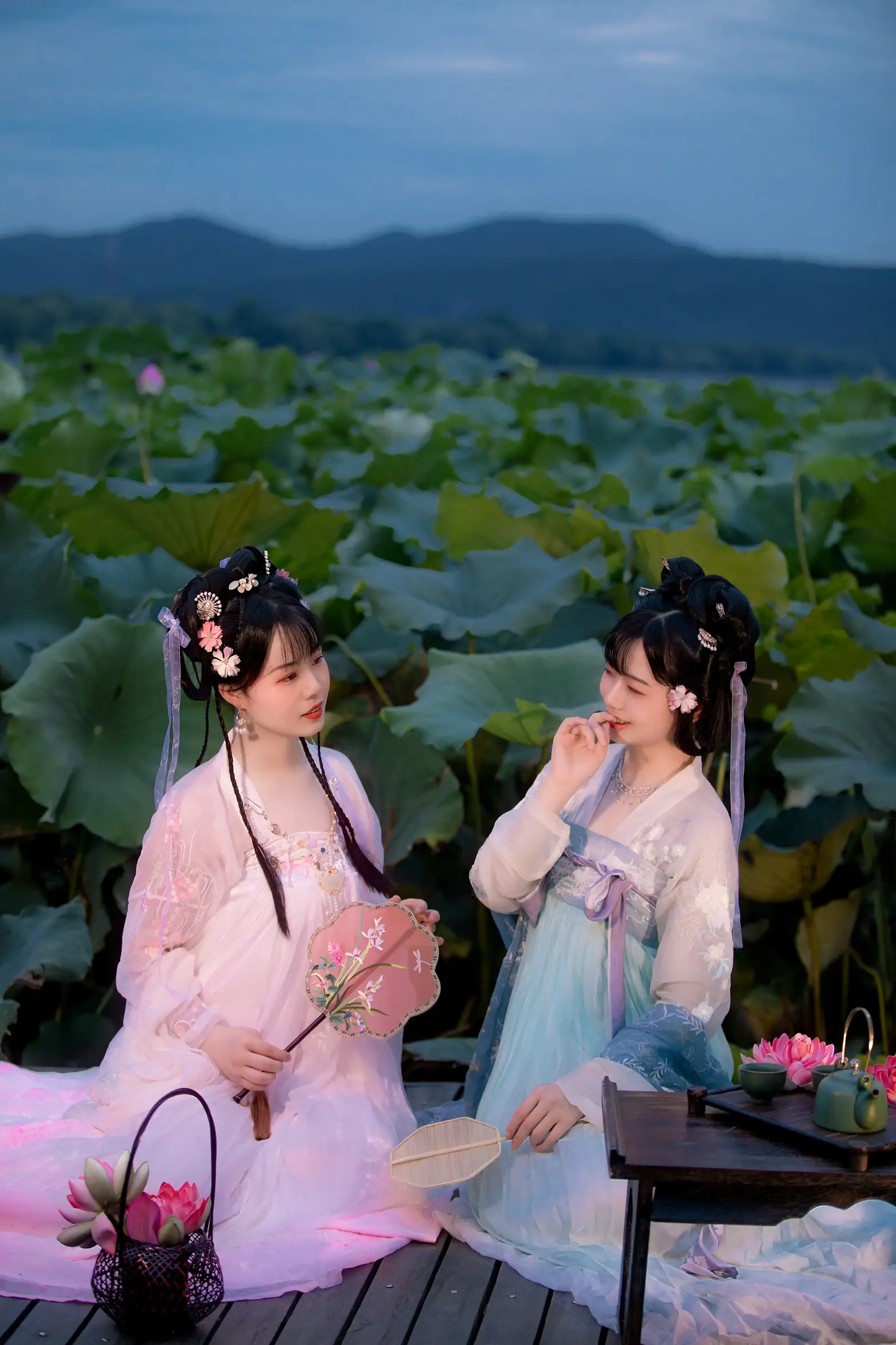 [艺图语] 2021.12.24 Vol.528-006