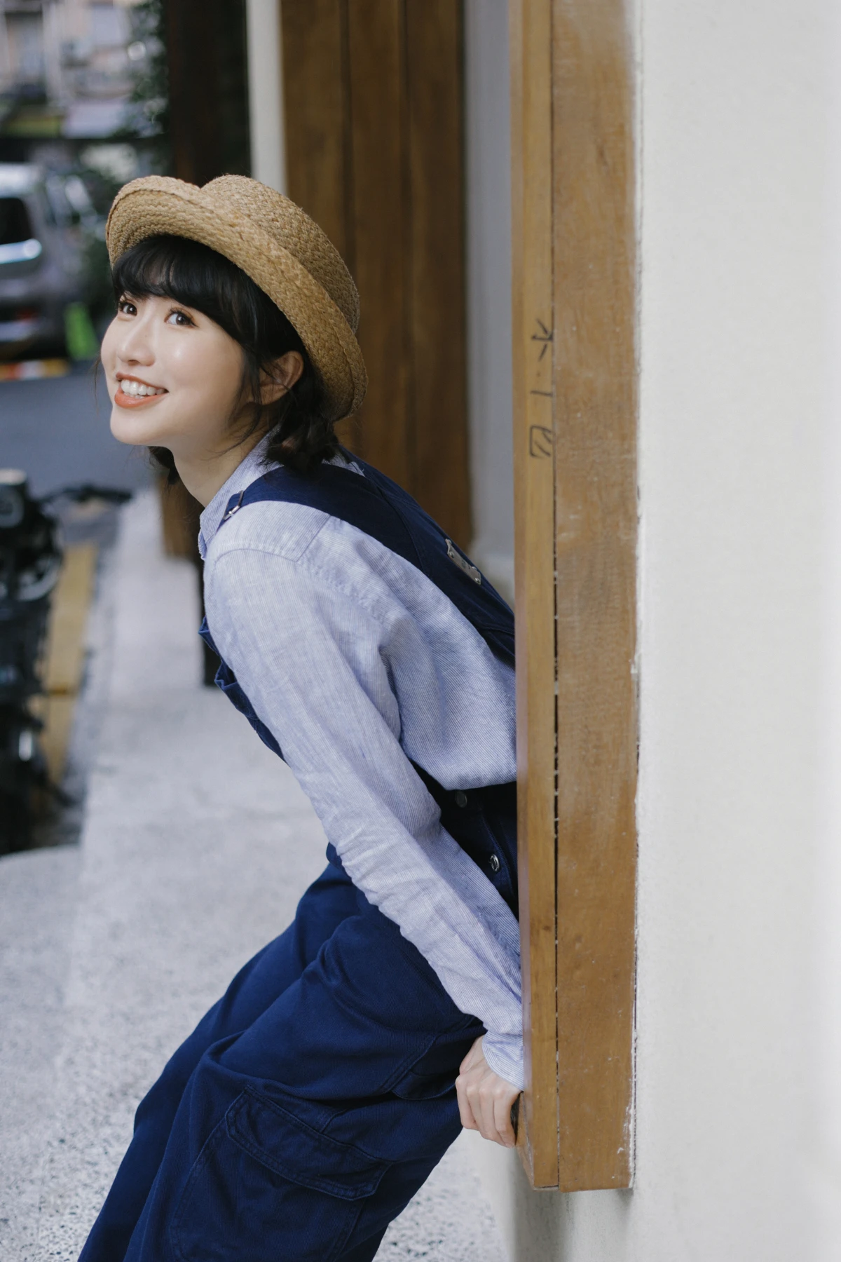 [艺图语]2023.03.07 Vol.3019 庭留#蓝胖子-#[28P]-024