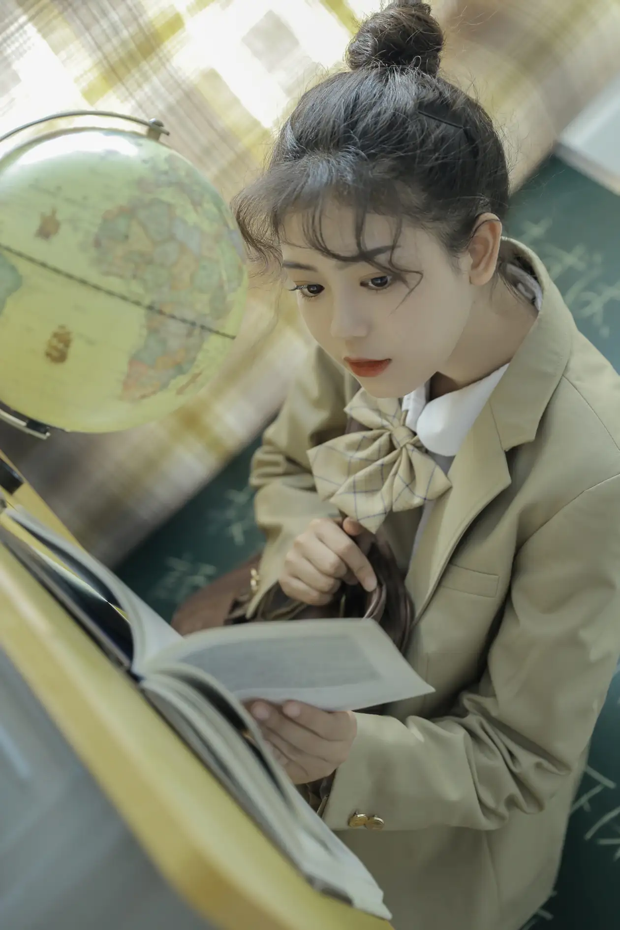 [艺图语] 2022.08.06 Vol.1640-009