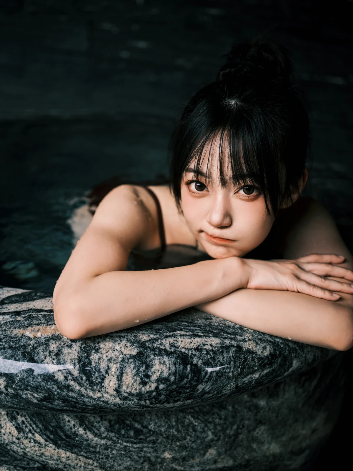 [艺图语]2023.03.09 Vol.3036 温泉红#飞鸟咕咕-#[43P]-031