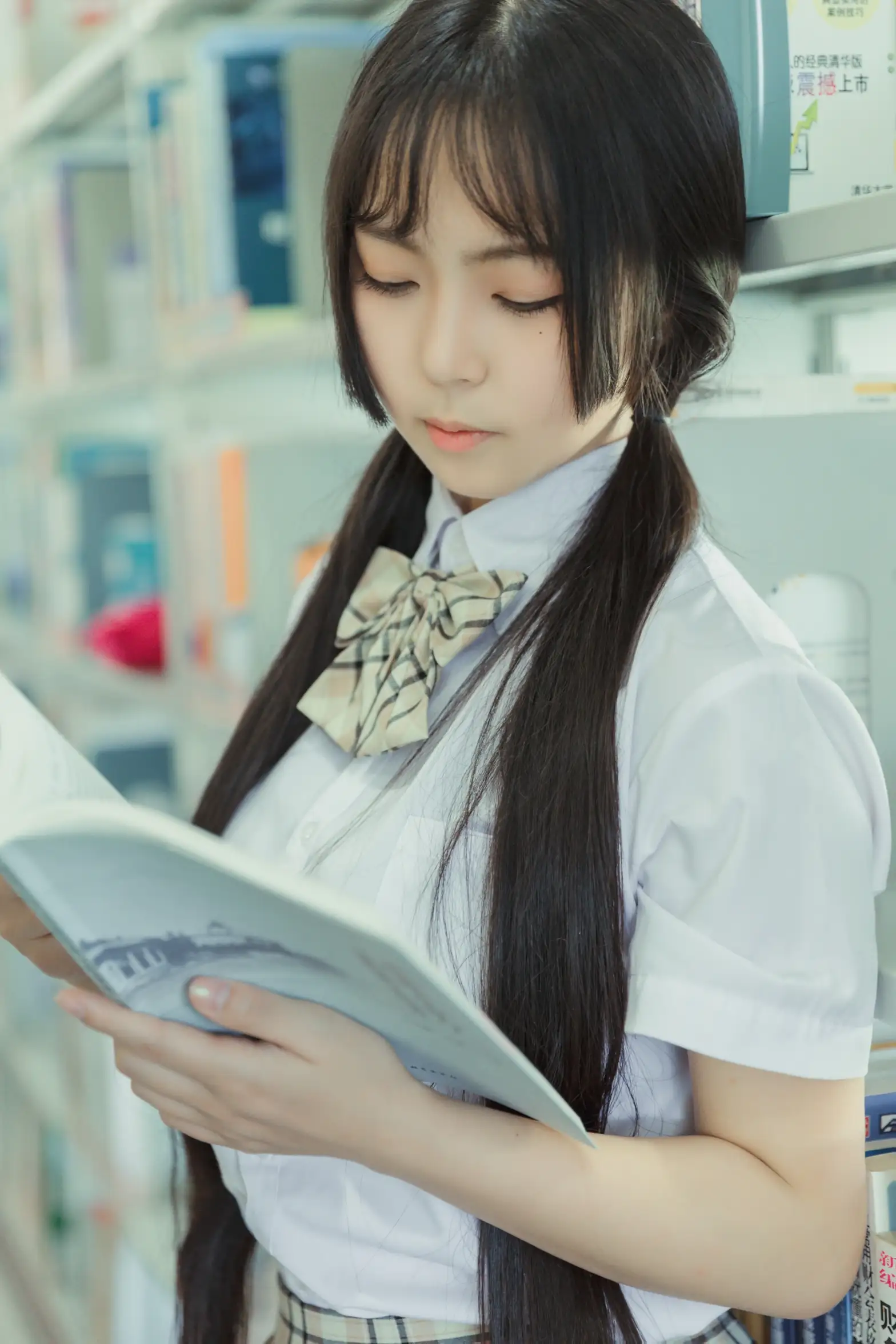 [艺图语] 2022.08.11 Vol.1675-026