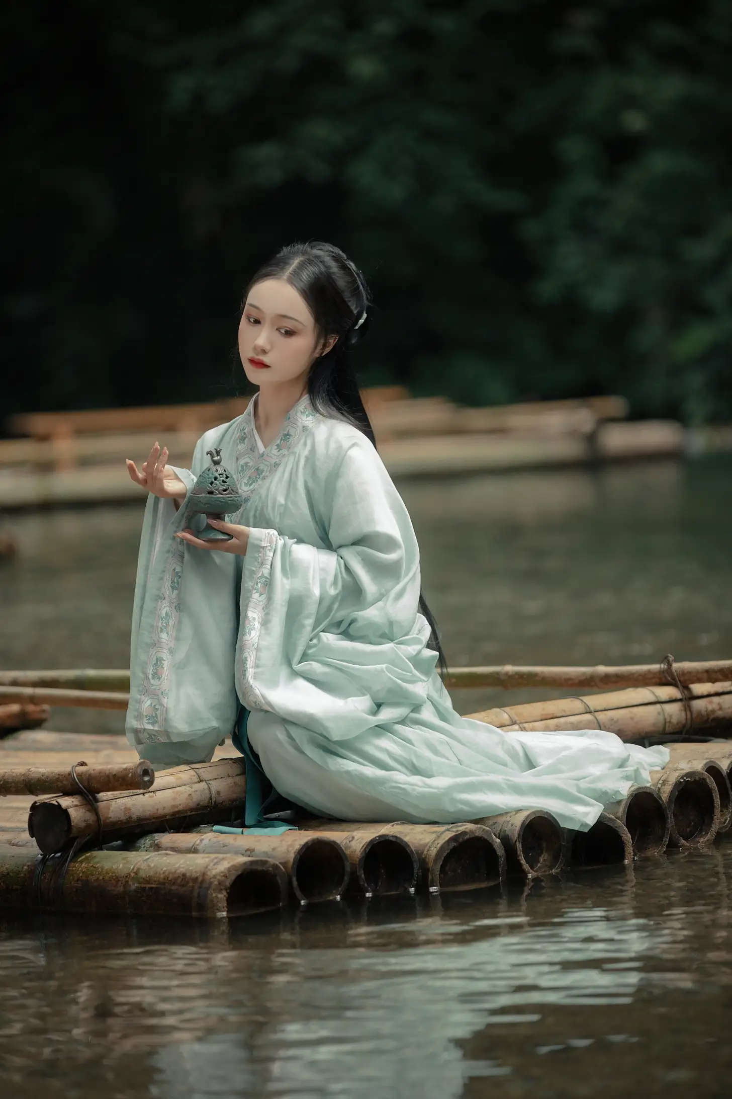 [艺图语] 2022.08.22 Vol.1764-005