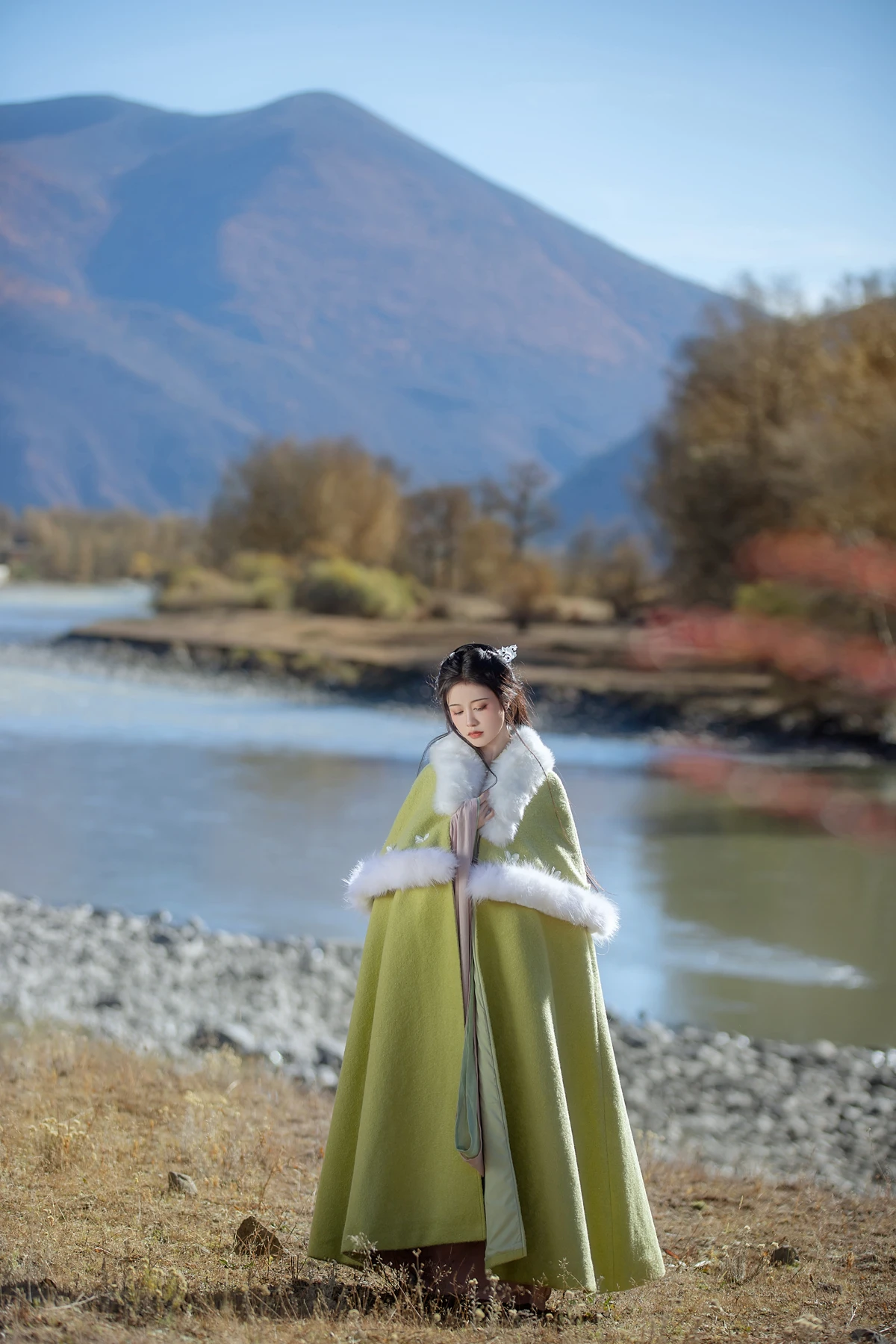 [艺图语]2023.02.10 Vol.3010 逢秋#梨一依#[20P]-006