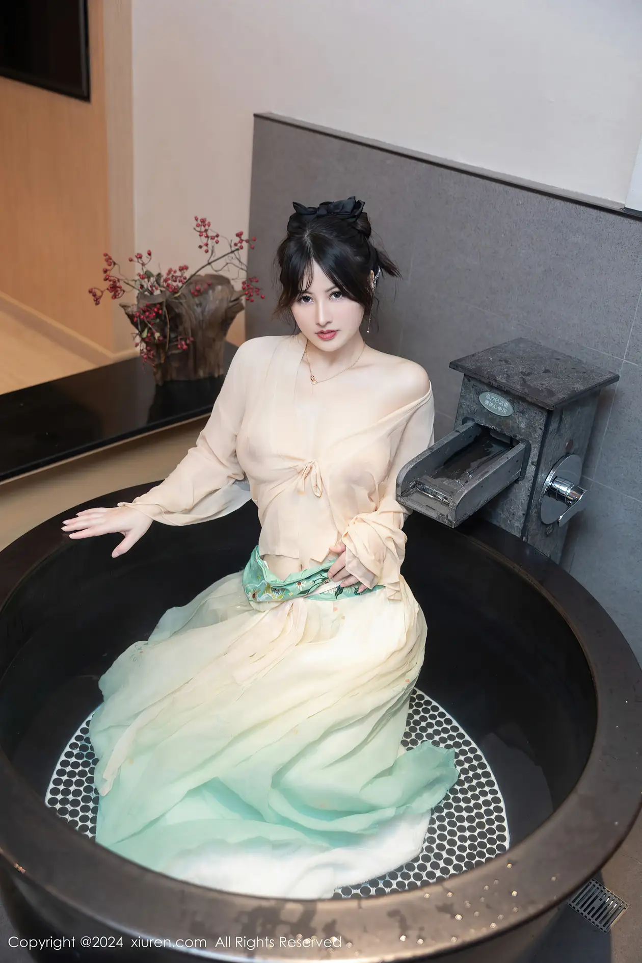 [秀人网] 2024.02.22 NO.8128 诗诗kiki、秀人人旗下、xr_8000~8499 [82P]-050
