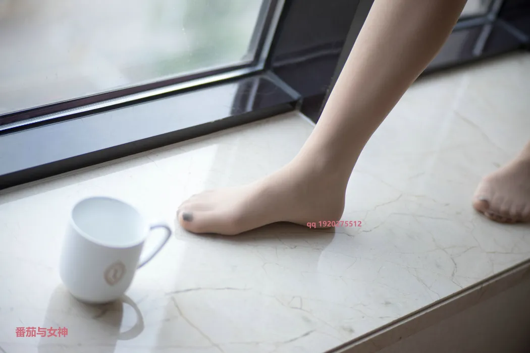 [街拍丝足] NO.034 木子的小包裙 #街拍丝足、美足#[97P]-078