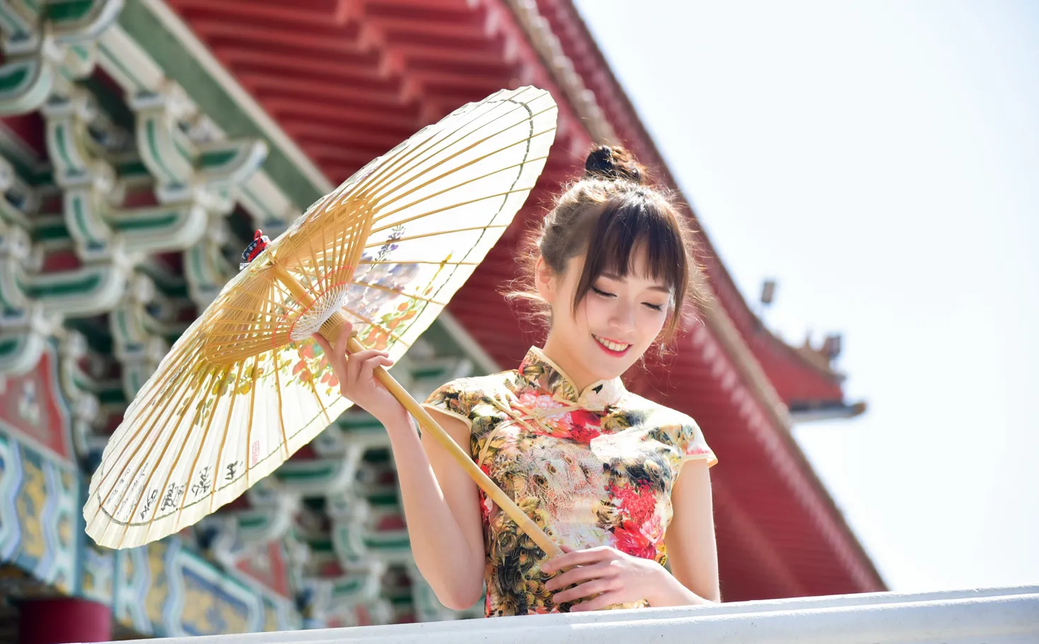 [街拍丝足] NO.189 繆婉瑜 碎花短旗袍高跟美腿#街拍丝足、美足#[68P]-008