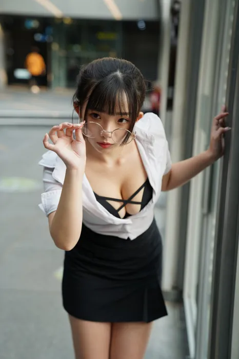 [街拍丝足] NO.078  陈家琳 OL短裙 高跟美腿外拍 #街拍丝足、美足#[100P]-023