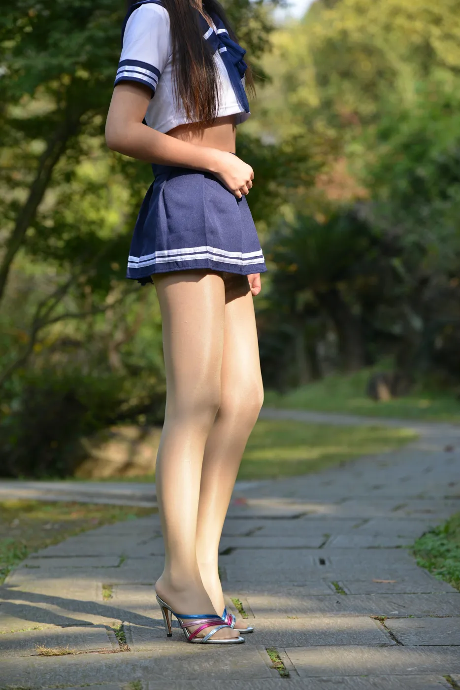 [街拍丝足] NO.158 表妹来了 #街拍丝足、美足#[193P]-032