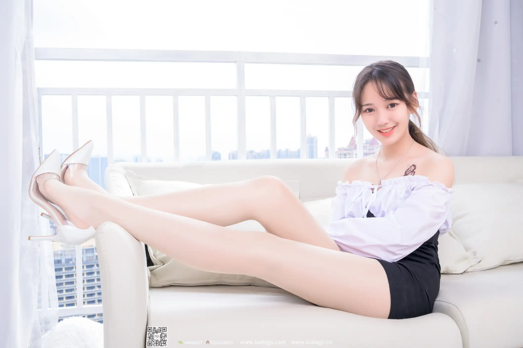 [SSA丝社] NO.405 宝宝这个女孩笑得很甜(上)、丝社、美足#[129P]-037