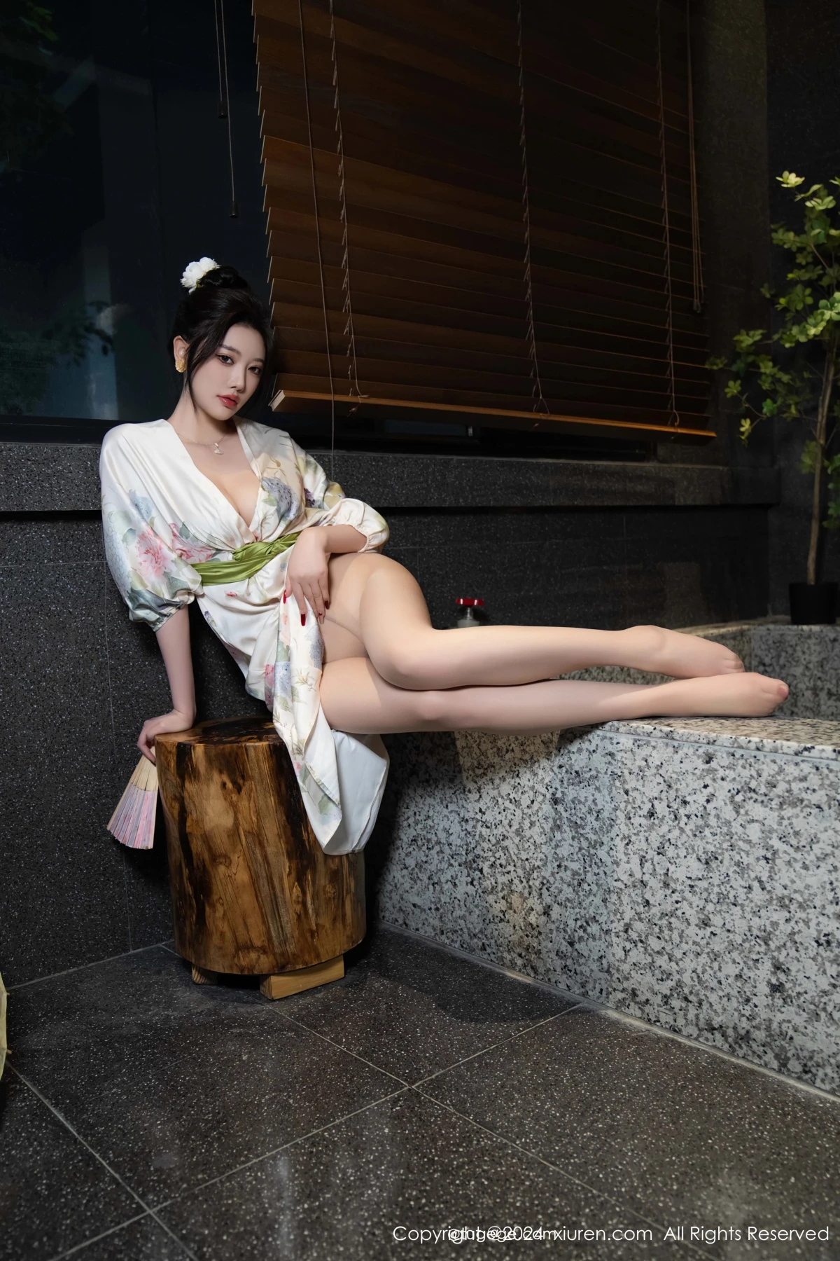 [秀人网] 2024.11.19 No.9470 杨晨晨Yome、秀人旗下#[99P]-050