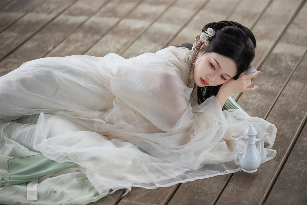 [艺图语]2023.02.07 Vol.2990 茉莉花#梨一依#[21P]-012