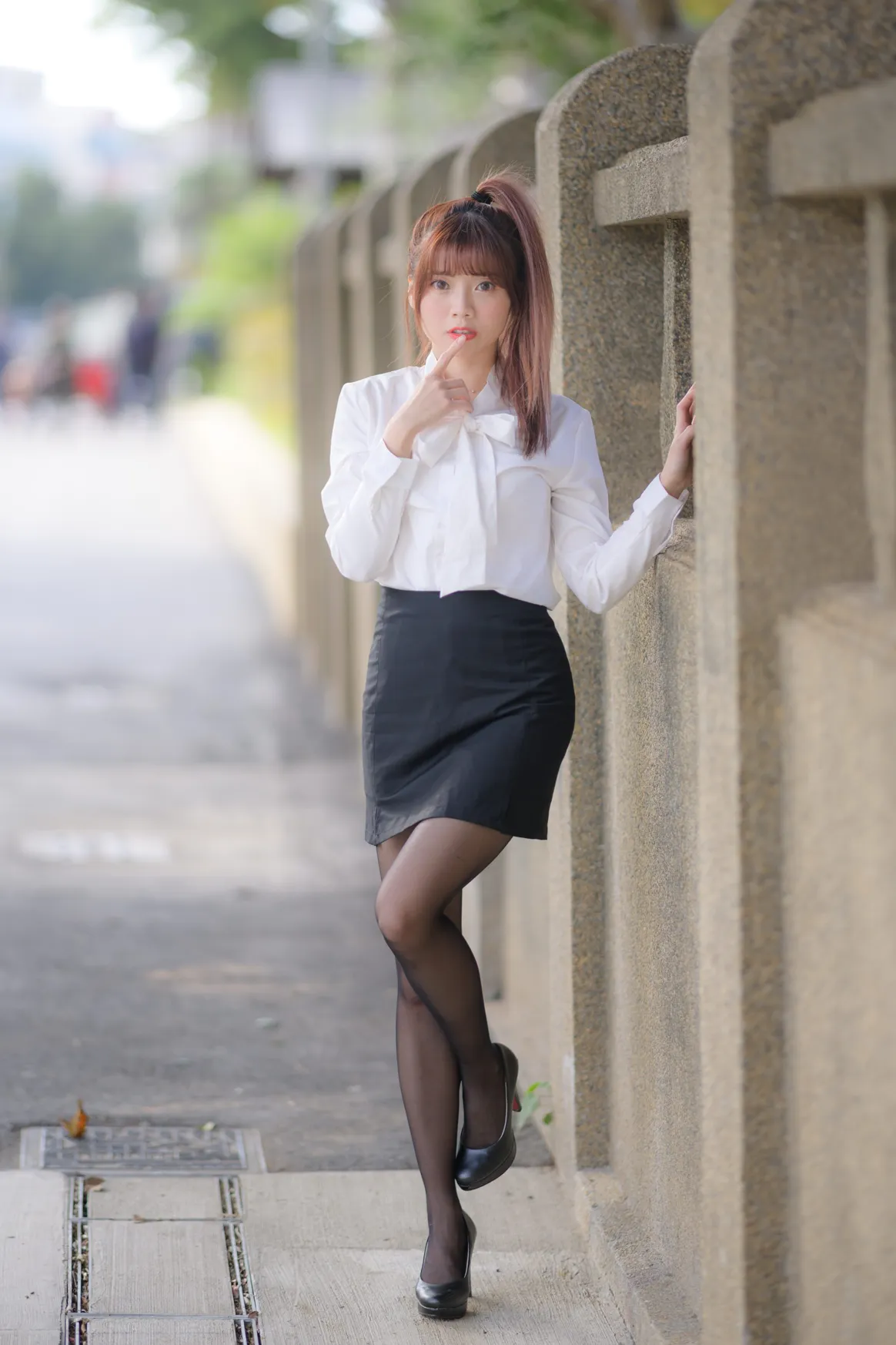 [街拍丝足] NO.237 OL黑丝制服高跟 #街拍丝足、美足#[296P]-002