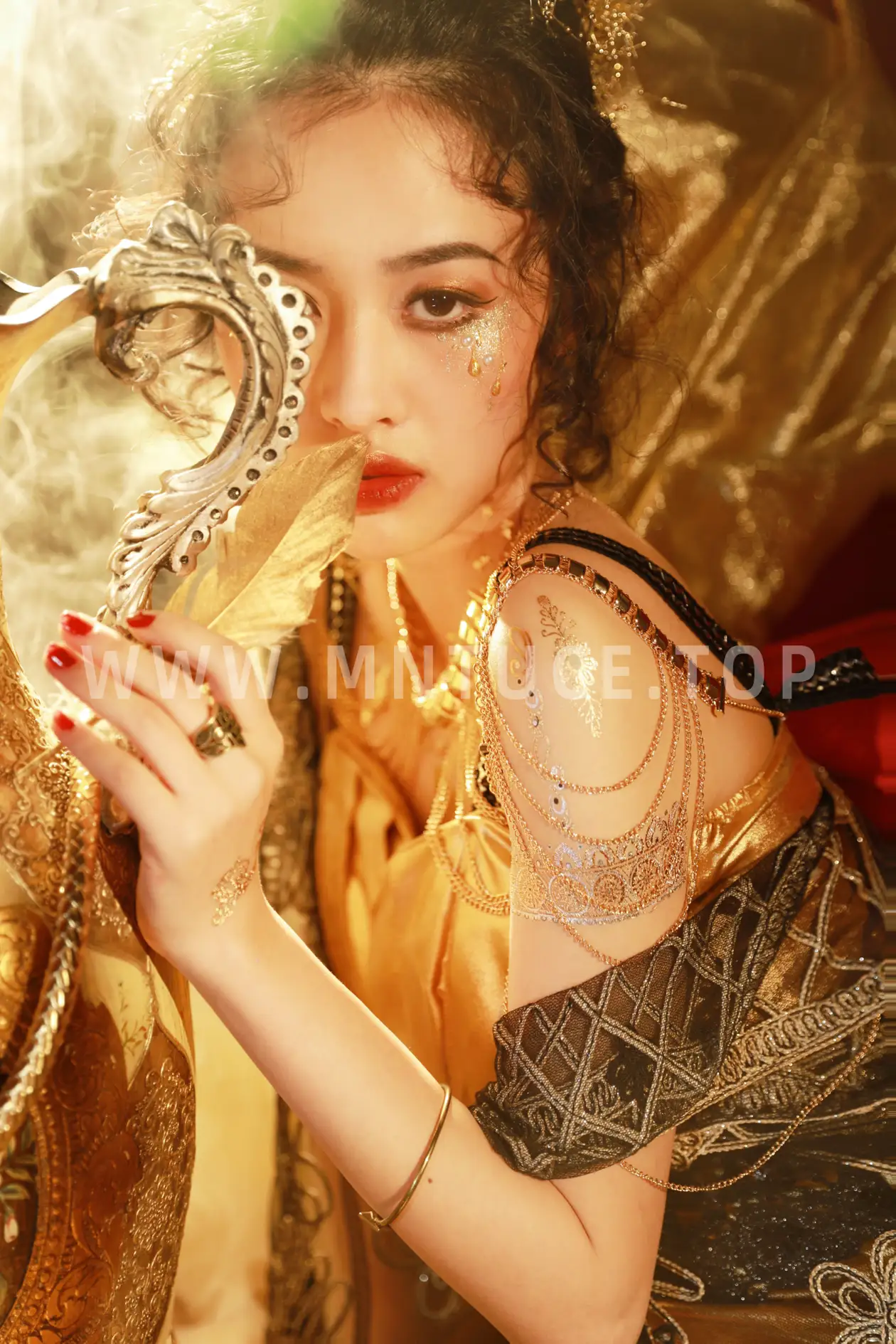 [艺图语] 2022.09.15 Vol.1960-018
