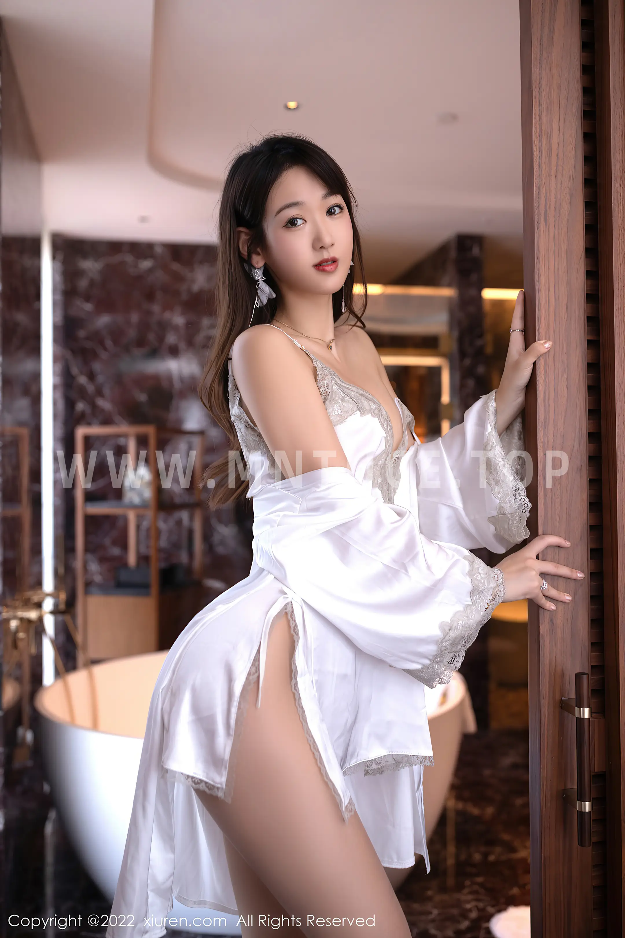 [Xiuren秀人网] 2022.09.05 NO.5545-038