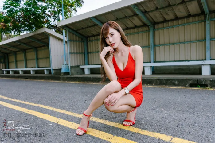 [街拍丝足] NO.047 艾比 紅連衣短裙 高跟美腿外拍 #街拍丝足、美足#[115P]-104