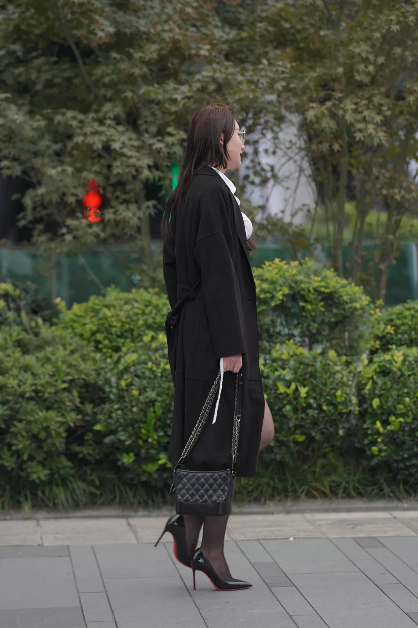 [街拍丝足] NO.160 黑丝大长腿 #街拍丝足、美足#[201P]-089