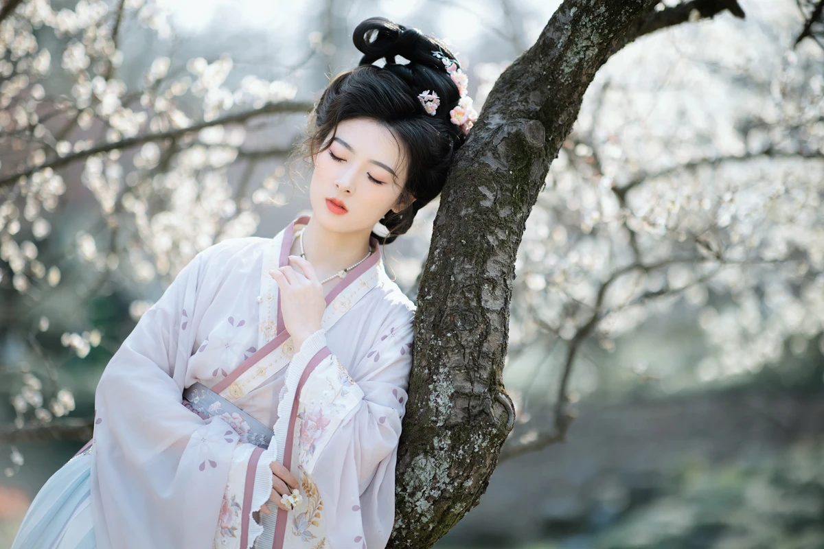 [艺图语]2023.03.08 Vol.3022 初春探梅#明姝菜菜#[45P]-019
