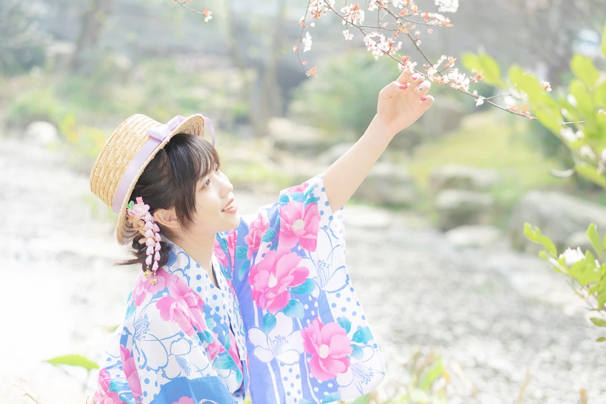 [艺图语]2023.02.08 Vol.2995 春日花和服#泉泉#[31P]-032