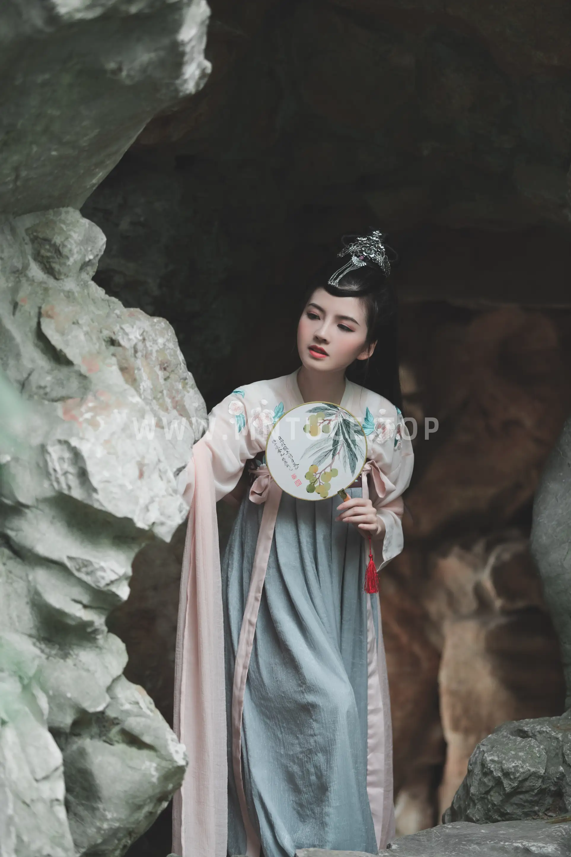 [艺图语] 2022.06.10 Vol.1142-028