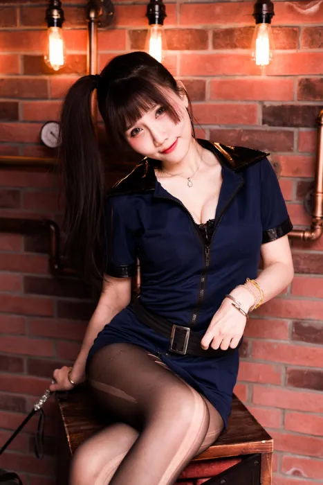 [街拍丝足] NO.116 乔乔儿 黑丝制服 #街拍丝足、美足#[52P]-033