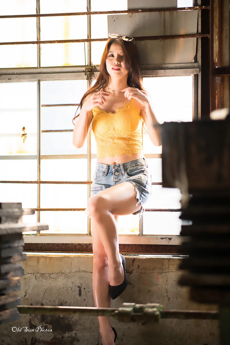 [街拍丝足] NO.192 Debby Chiu 露肚牛仔短裤高跟美腿 #街拍丝足、美足#[53P]-021