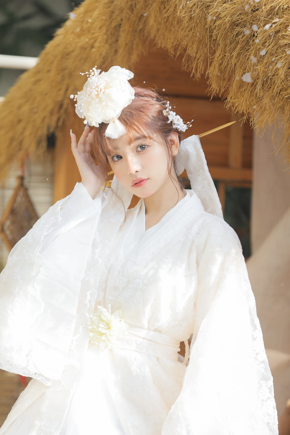 [艺图语]2023.01.11 Vol.2892 延吉服写真#温思儿vv#[22P]-005