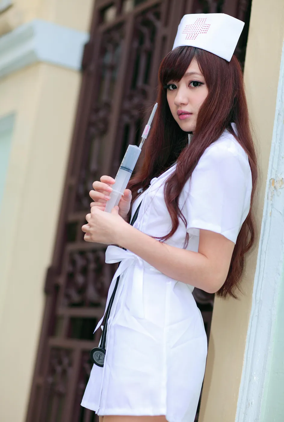 [街拍丝足] NO.204 小雅 护士服丝袜高跟美腿 #街拍丝足、美足#[70P]-017