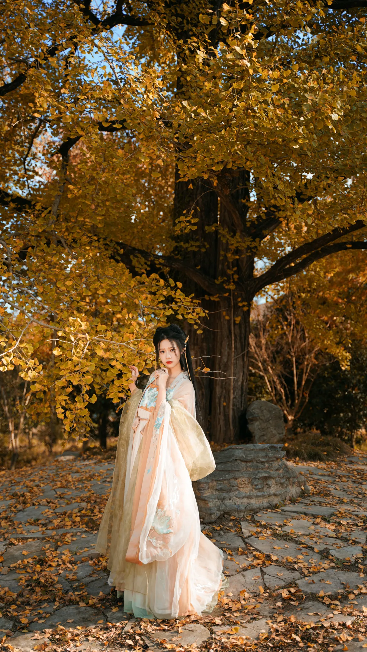 [艺图语]2022.12.12 Vol.2664-004