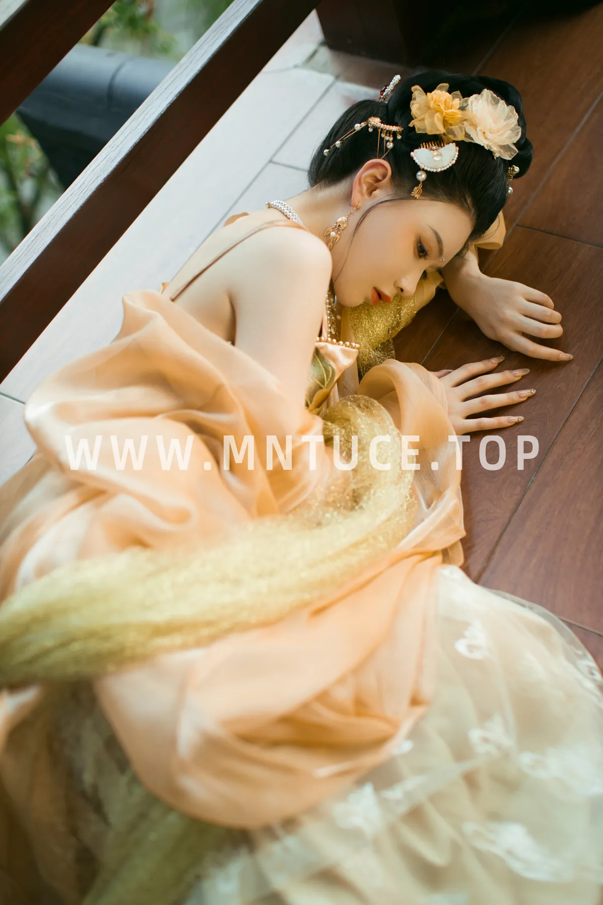 [艺图语]2022.12.13 Vol.2667-014