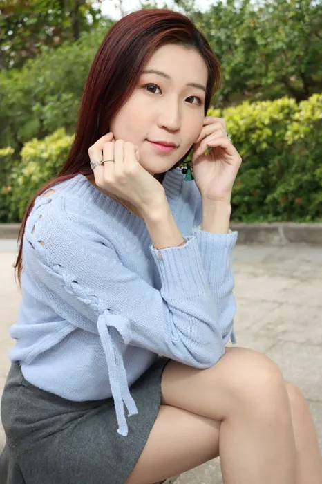 [街拍丝足] NO.011 Rita Li 性感造型外拍 #街拍丝足、美足#[75P]-018