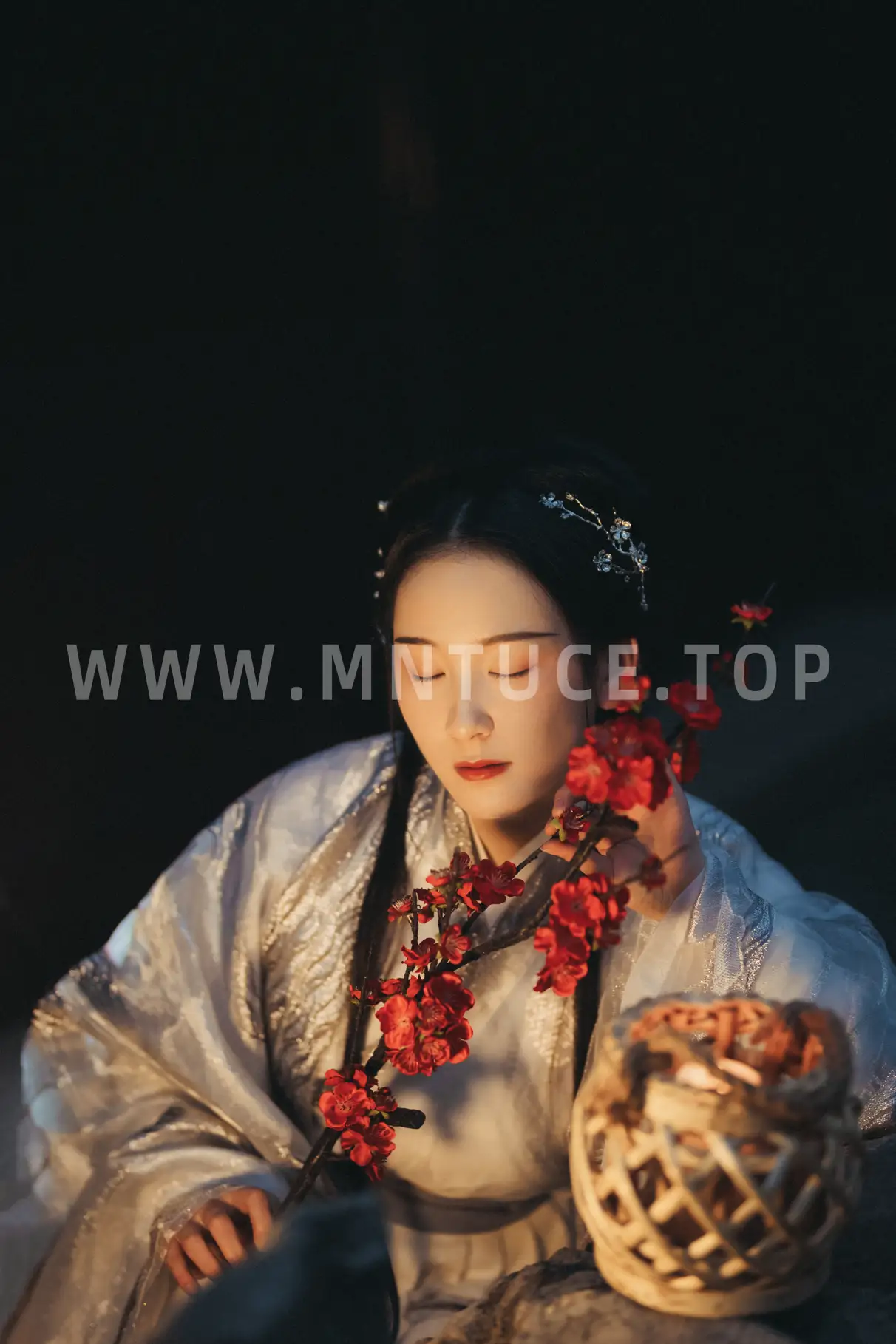 [艺图语] 2021.10.19 Vol.370-019