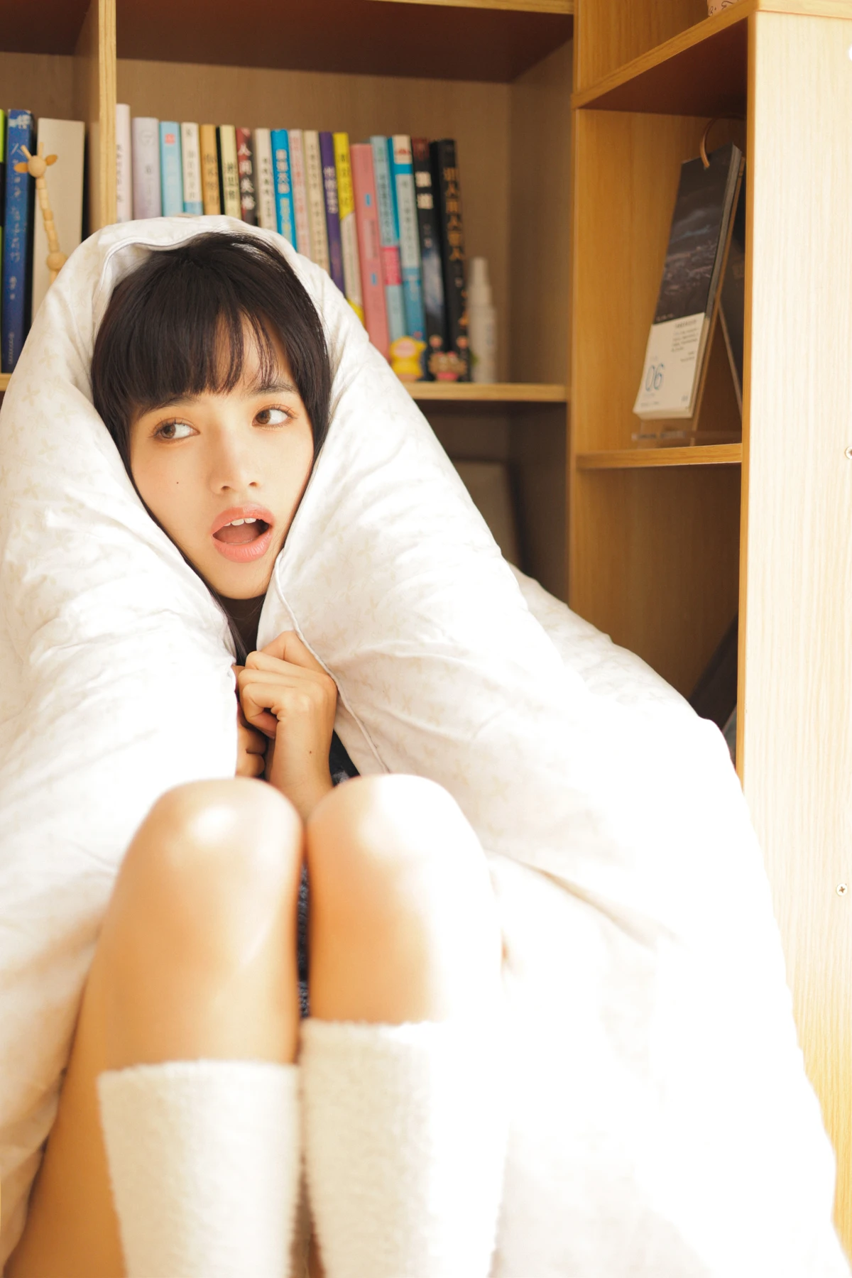 [艺图语]2023.02.01 Vol.2945 她的眼睛有星星#夏施哈哈酱#[38P]-019