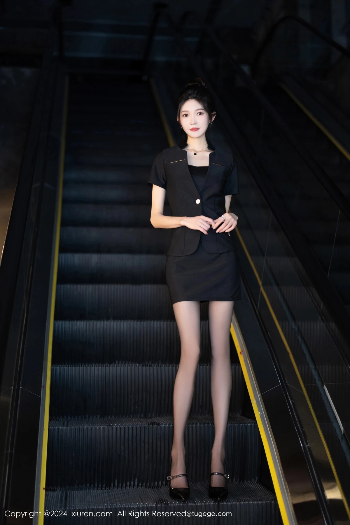 [XiuRen秀人网] 2024.07.02 No.8791 程程程- [101+1P]-011