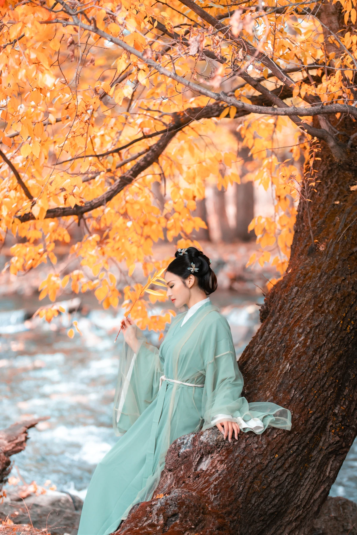 [艺图语]2023.02.09 Vol.3006 秋叶渐红#谢阿玲#[27P]-027