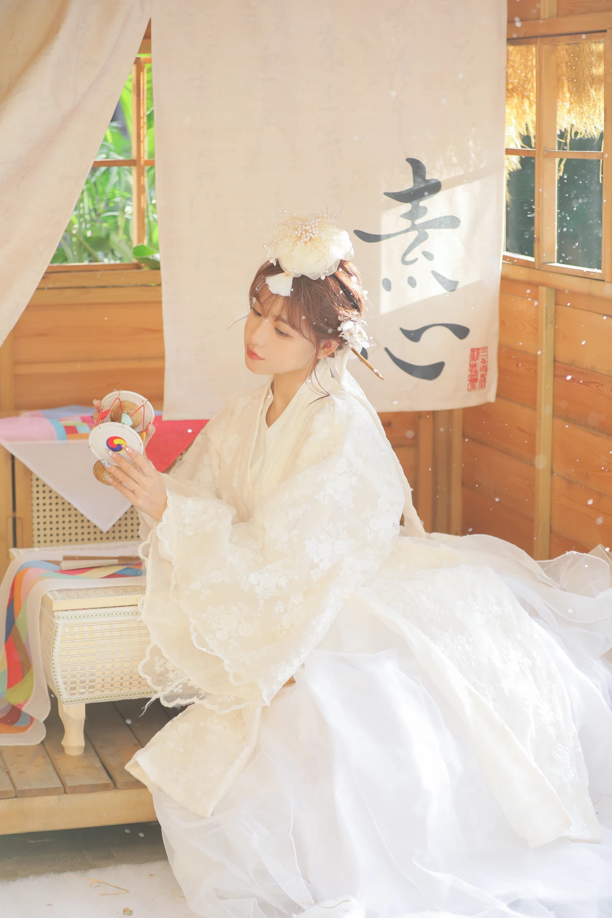 [艺图语]2023.01.11 Vol.2892 延吉服写真#温思儿vv#[22P]-012